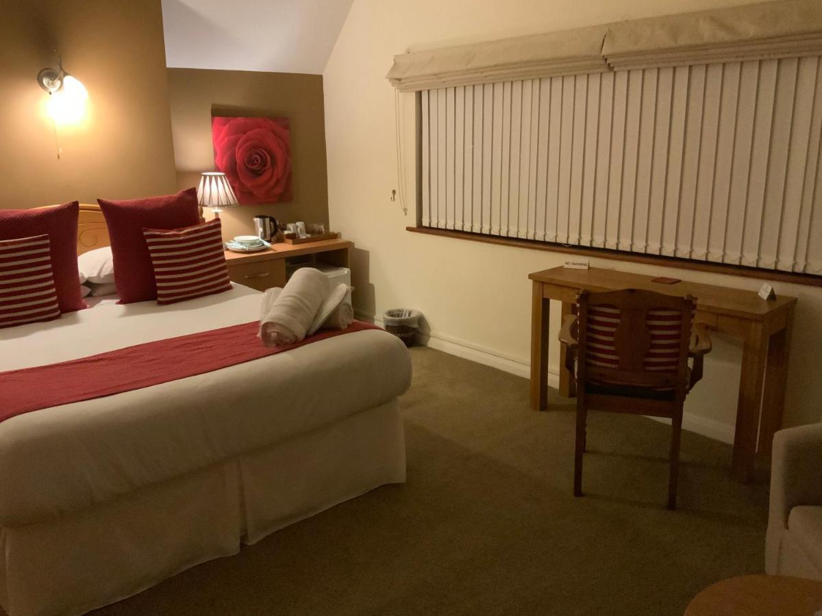 The Bridge Guest House Coltishall 外观 照片