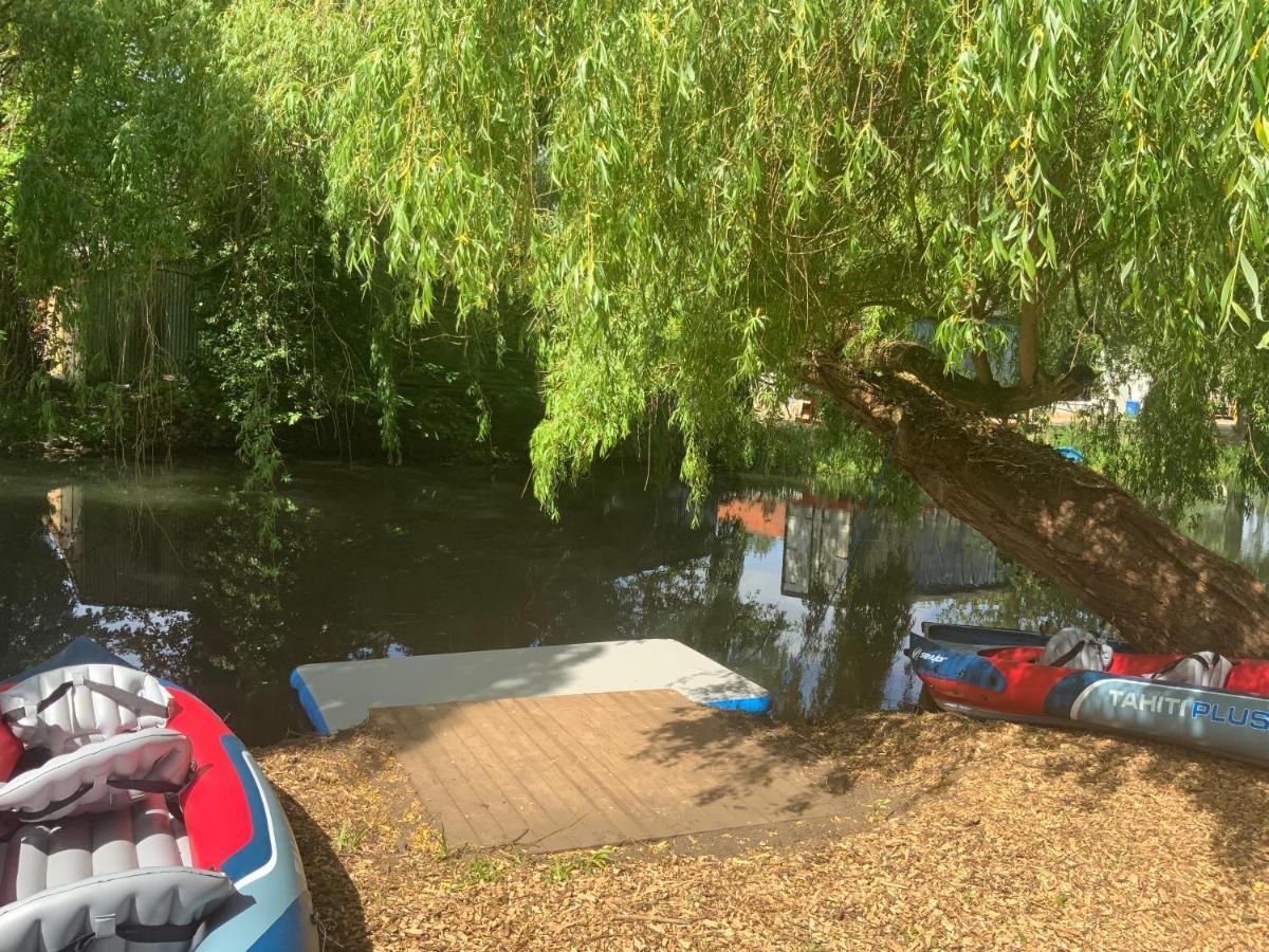 The Bridge Guest House Coltishall 外观 照片